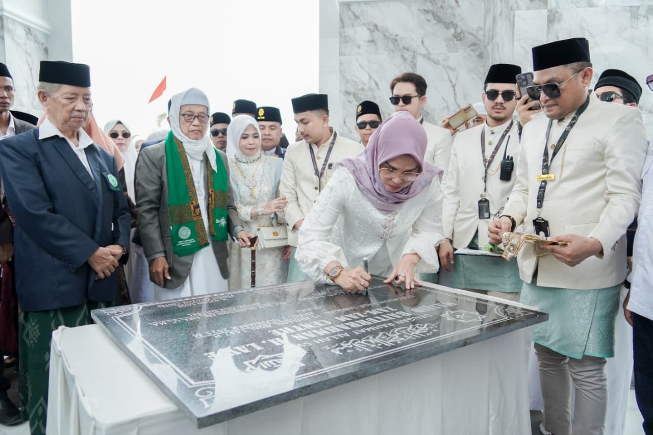 Bupati Barru Resmikan Masjid Baiturrahman Haji Lawe Zamzam Center, Ikon Wisata Religi Baru di Barru