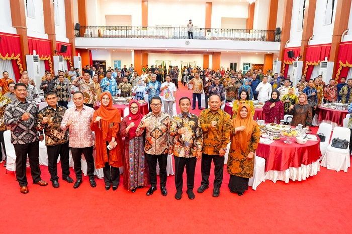 Gubernur Sulsel Ucapkan Selamat kepada Kepala Kejati Baru: “Saatnya Mengemban Amanah dengan Tanggung Jawab”