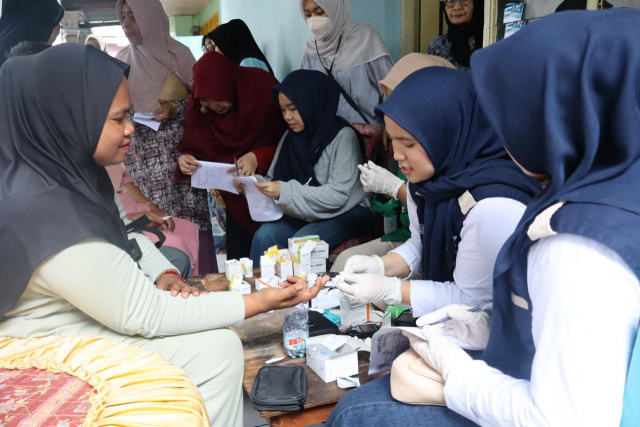 Mahasiswa Dokter UIN Alauddin Gelar Sunat Laser Gratis, Cek Kesehatan dan Penghijauan