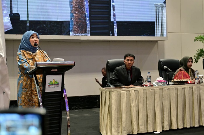 Aliyah Mustika Ilham: Mendorong Lulusan untuk Siap Hadapi Persaingan Global