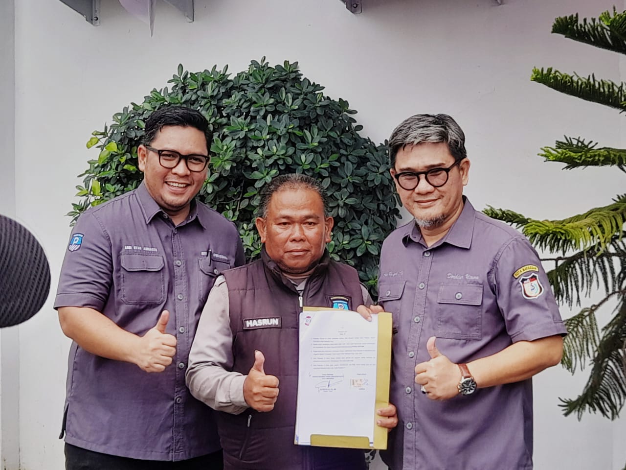 Puluhan Pegawai Terima SK Kontrak 2026, Perumda Parkir Makassar Tegaskan Komitmen Pelayanan