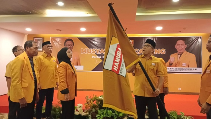Irmawati Resmi Memimpin Partai Hanura di Makassar