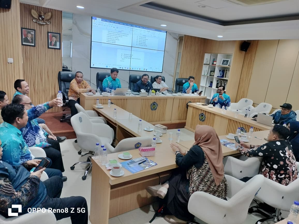Pelantikan dan Rakernas IKA Unismuh Makassar 2026 Bahas Strategi Program Alumni ke Depan