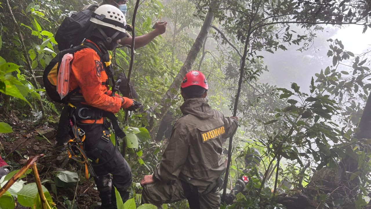 Tim SAR Fokuskan Penyisiran Berdasarkan Titik Temuan Serpihan dan Korban
