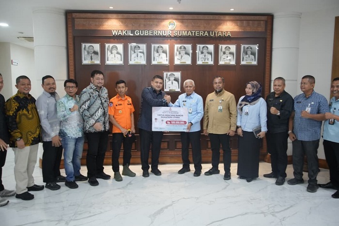 Wali Kota Makassar Serahkan Bantuan Pemkot Langsung kepada Korban Bencana di Aceh dan Sumatra