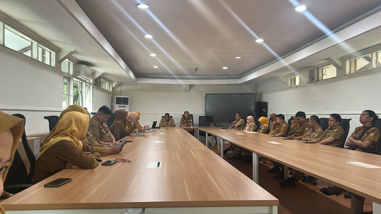 Rapat Koordinasi 4 Bagian di Sekretariat DPRD Kota Makassar di Awal Tahun 2026