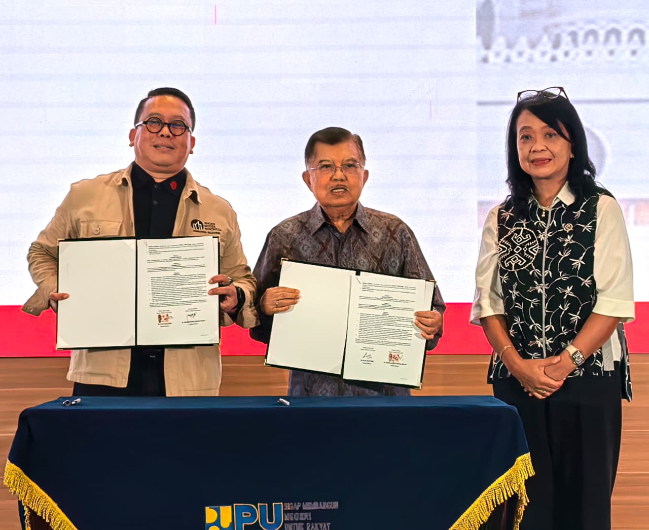 Jusuf Kalla Tegaskan Masjid Harus Jadi Pusat Sosial dan Pemberdayaan Umat