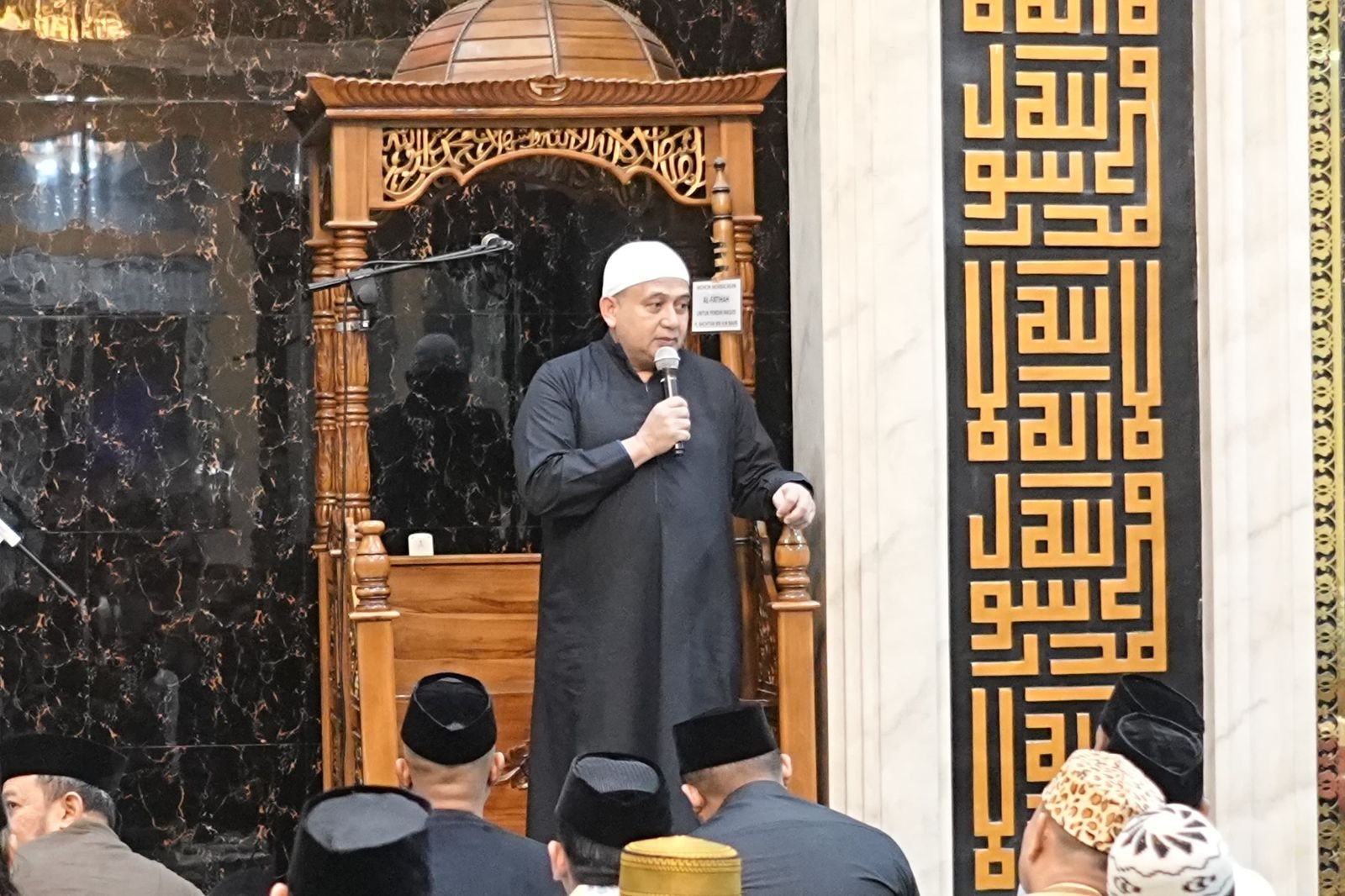 Safari Ramadan Hari ke-6: Appi Imbau Warga Ujung Tanah Waspadai Cuaca Ekstrem dan Bahaya Pohon Tua