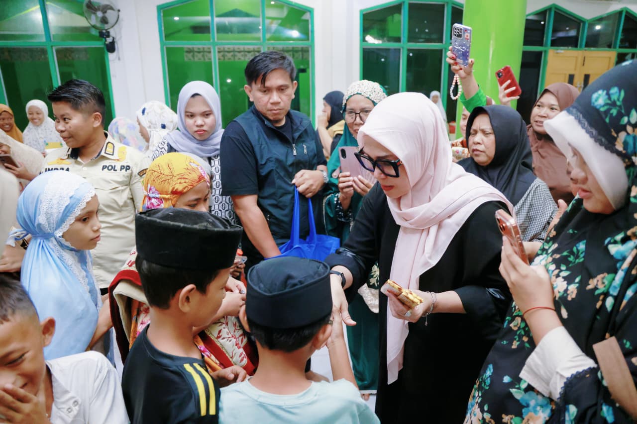 Bupati Barru Safari Ramadan di Pujananting, Paparkan Program Infrastruktur dan Pertanian