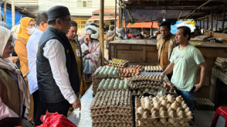 Harga Telur dan Cabai Meroket, Harga Ayam Malah Turun Jelang Lebaran