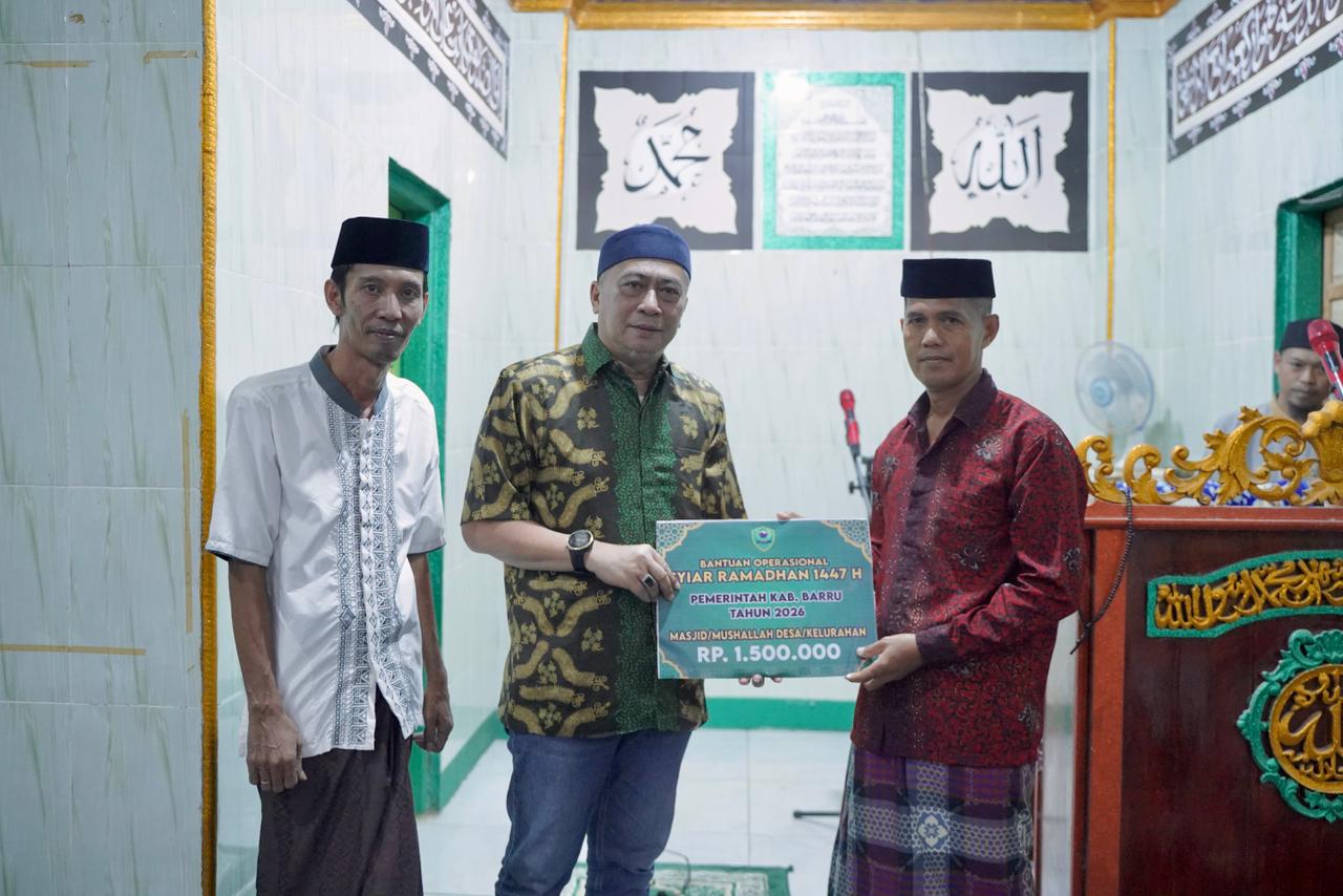 Wabup Barru Tutup Safari Ramadan 1447 H di Pujananting, Ajak Warga Jaga Lingkungan dan Silaturahmi