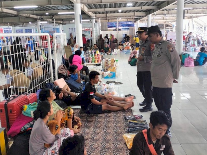 Aman Sampai Tujuan: Polres Pelabuhan Makassar Siaga Penuh Amankan Arus Mudik Lebaran