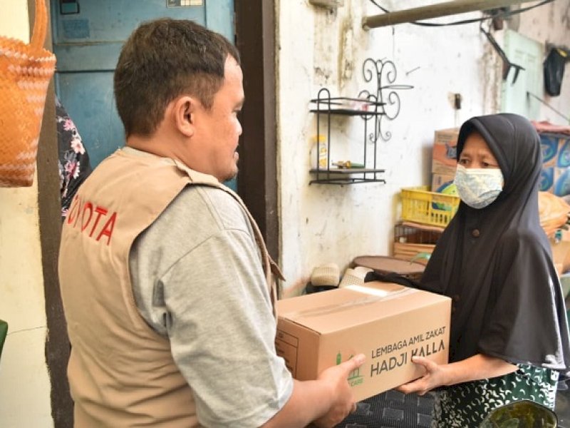 LAZ Hadji Kalla Gulirkan Ribuan Paket Sembako di 60 Kabupaten/Kota Empat Provinsi