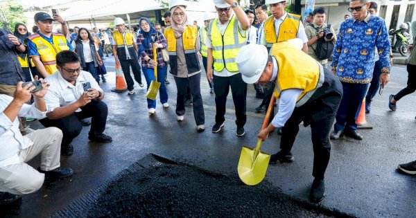 Pekerjaan Jalan Hertasning-Aroepala Sulsel Dikebut, Drainase Prioritas Utama Sebelum Pengaspalan