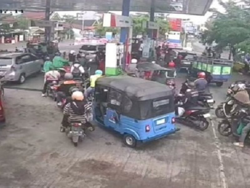 Stok BBM di Sulsel Aman Jelang Mudik, Gubernur Andi Sudirman Imbau Warga Tak Panic Buying