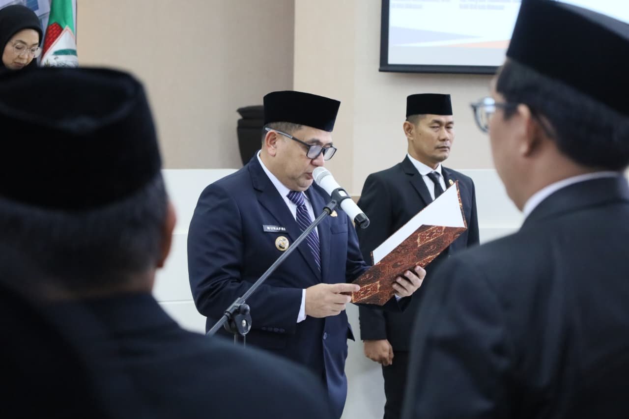 Wali Kota Makassar Lantik 27 Pejabat Baru, Beri Ultimatum Percepatan Pembangunan dan Pelayanan Prima