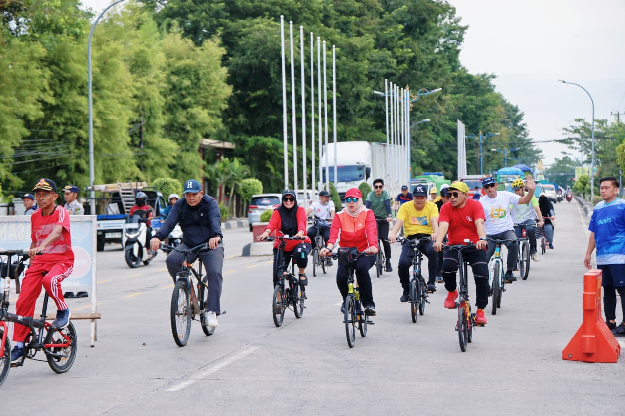 CFD Alun-Alun Colliq Pujie Kembali Ramai, Bupati Barru Ajak Warga Hidup Sehat