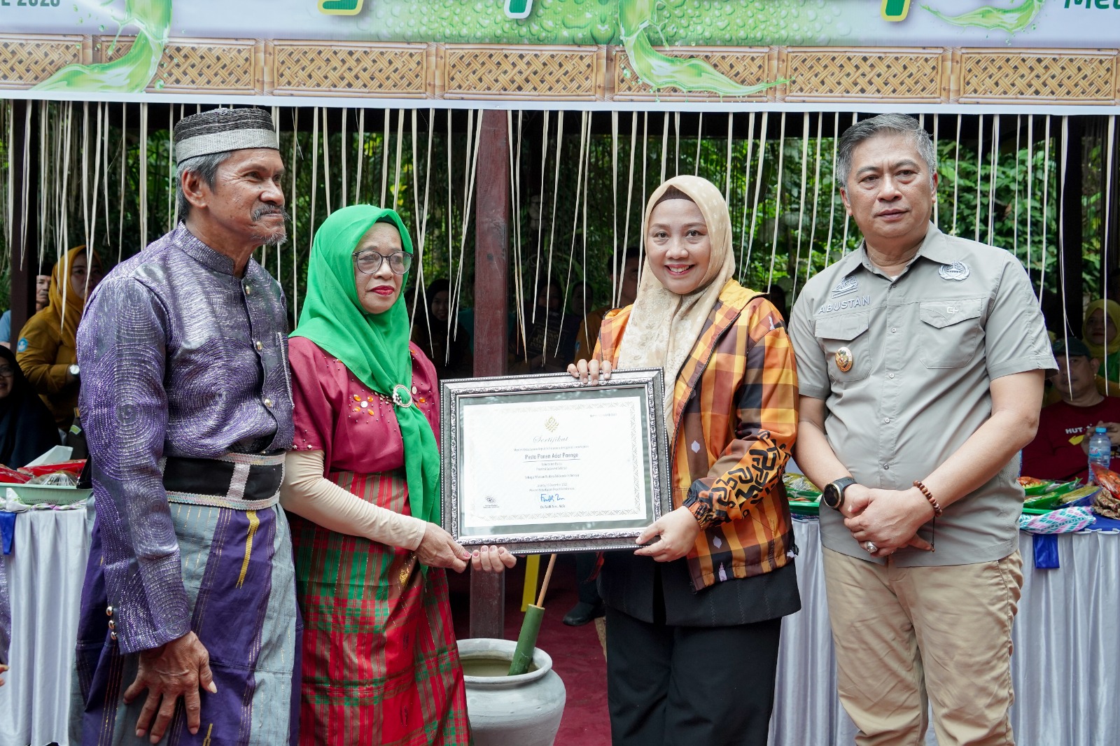 Pesta Adat Paenge Ma’jimpo-jimpo di Barru, Wabup Dorong Masuk Kalender Wisata Daerah