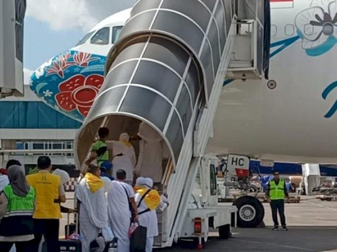 Jemaah Haji Embarkasi Makassar Mulai Berangkat 22 April, Total 43 Kloter Terbang ke Tanah Suci