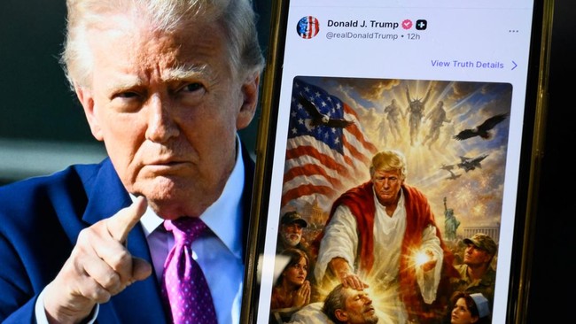 Trump Hapus Foto AI Kontroversial Mirip Yesus di Medsos, Tuai Kritikan Tajam