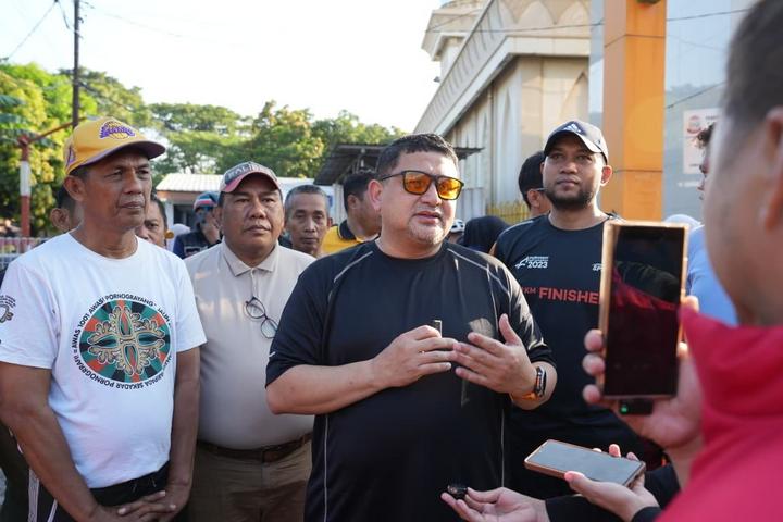 Wali Kota Munafri Gowes Bareng SKPD Tinjau Jumat Bersih di Dua Kecamatan