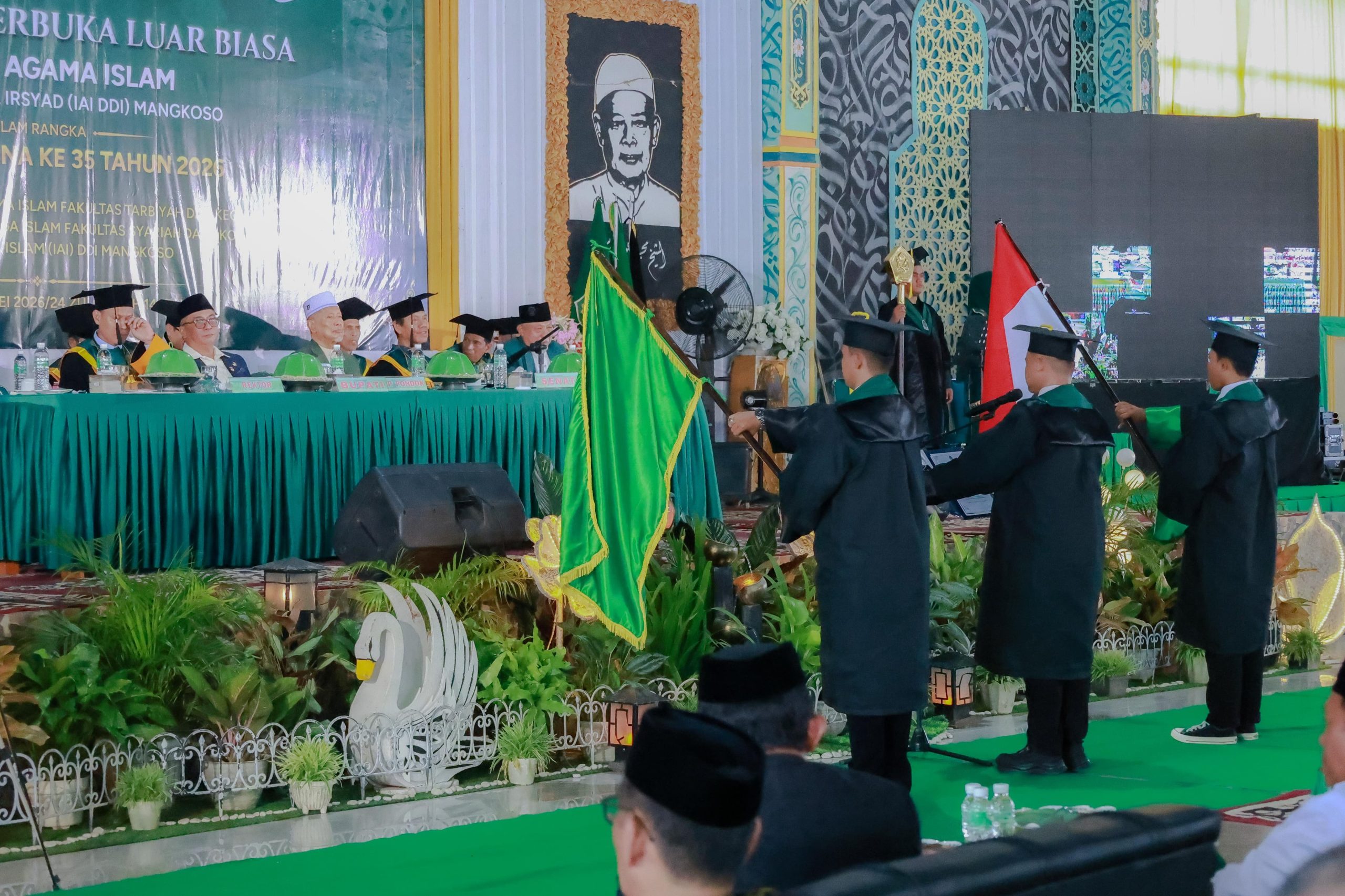 Wabup Barru Hadiri Wisuda ke-35 IAI DDI Mangkoso, Dorong Generasi Muda Kuliah di Daerah