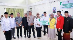 Pemkab Barru dan Baznas Salurkan Bantuan Penyelesaian Studi untuk 206 Mahasiswa