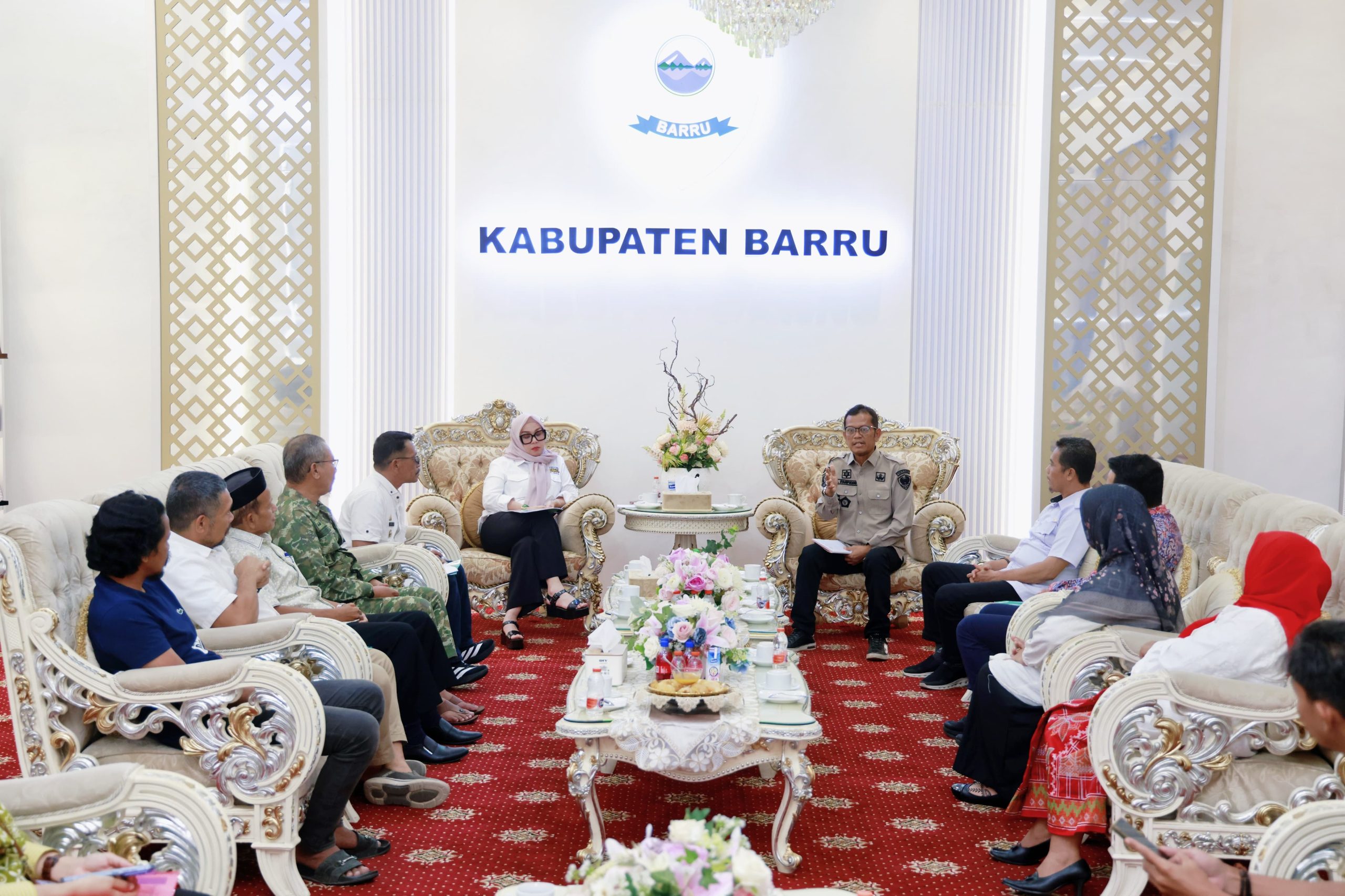 Pemkab Barru Dorong Pengembangan Wisata Pesisir Batupute, BRI Kucurkan Bantuan Rp300 Juta