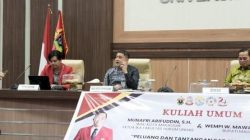 Kuliah Umum di FH Unhas, Appi Cerita Perjuangan dari Penyiar Radio hingga Wali Kota Makassar