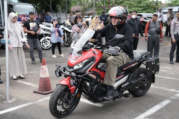 Makassar Kini Punya Layanan SIM C1, Munafri Ajak Komunitas Motor Tertib Berkendara