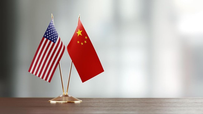 Menguak Jejak Pasang Surut Hubungan AS-China: Sebuah Sejarah Panjang Gejolak dan Kerja Sama
