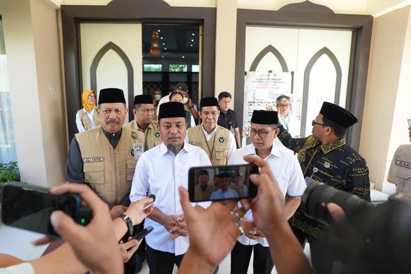 Gubernur Sulsel Sambut Jemaah Haji Kloter 21, Tekankan Pentingnya Jaga Kemabruran