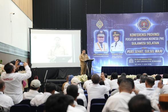Munafri Arifuddin Dorong Penguatan UKW dan Etika Jurnalistik di Konferensi PWI Sulsel