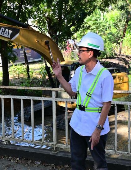 Plt Dirut Andi Syahrum Tinjau Pengerukan Saluran Air Baku, Wujud Komitmen PDAM Tingkatkan Pelayanan