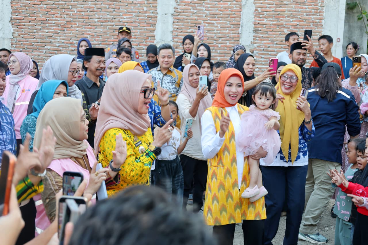 Penyalaan Perdana BPBL di Barru Penuh Haru, Warga Akhirnya Nikmati Listrik Setelah Bertahun-tahun Menanti