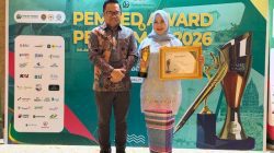 Andi Tenri Indah Raih Penghargaan Legislator Provinsi Terbaik Komunikasi Publik
