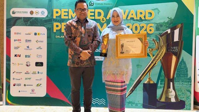 Andi Tenri Indah Raih Penghargaan Legislator Provinsi Terbaik Komunikasi Publik