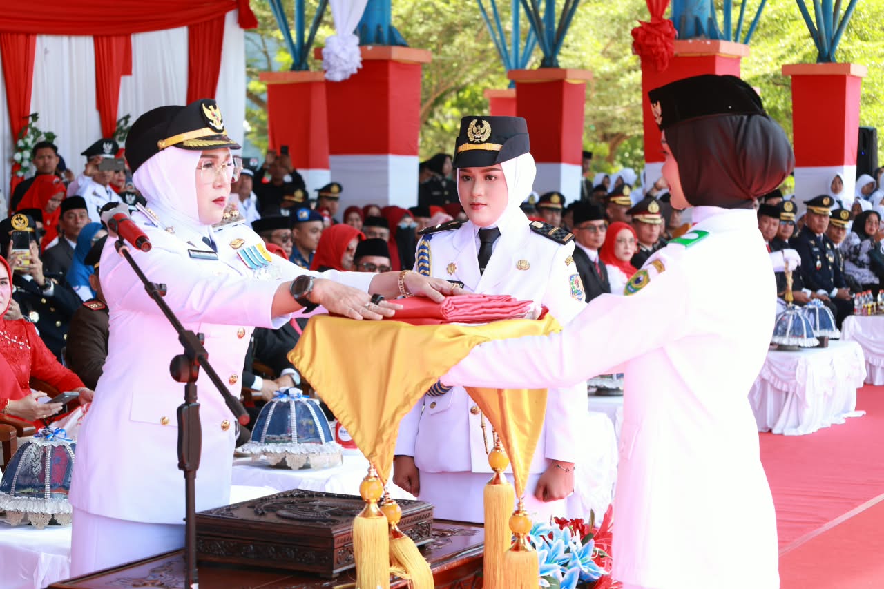 Upacara HUT ke-81 RI di Barru Khidmat, Bupati Andi Ina Pimpin Pengibaran Sang Merah Putih