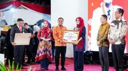 Sambut HUT RI ke-81, Gubernur Sulsel Beri Penghargaan kepada Mitra Pembangunan Daerah