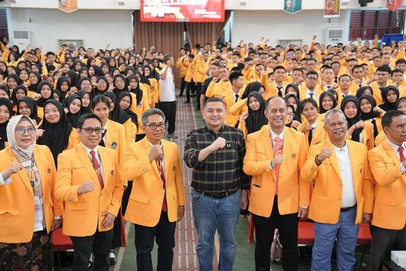 Wali Kota Munafri Arifuddin Tantang Ribuan Mahasiswa Baru FT UNM untuk Inovasi Pembangunan Makassar