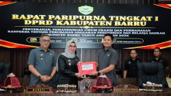 Pemkab Barru Serahkan Ranperda Perubahan APBD 2026 ke DPRD