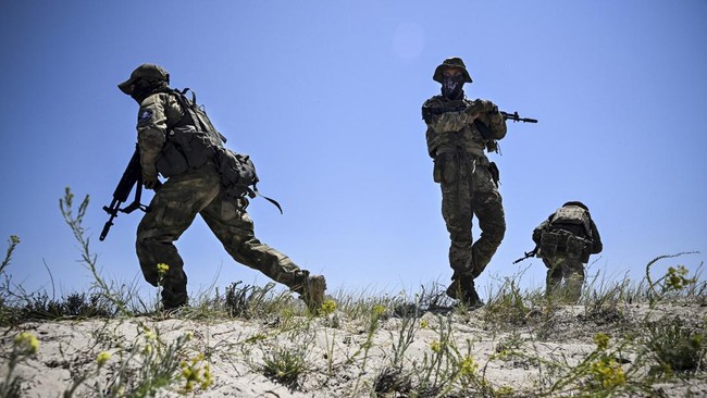 8 WNI Direkrut Jadi Tentara Rusia, Apa Kata Kemhan RI?