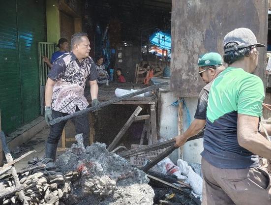 Perumda Pasar Makassar percepat pemulihan lapak pedagang pasca-kebakaran Pa’baeng-baeng