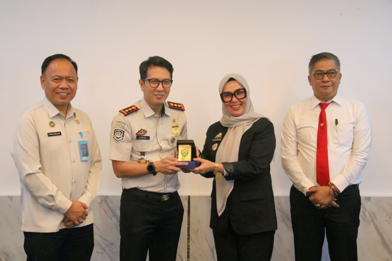 Kini Urus Paspor Lebih Dekat, Pemkab Barru Resmikan Beranda Imigrasi di MPP