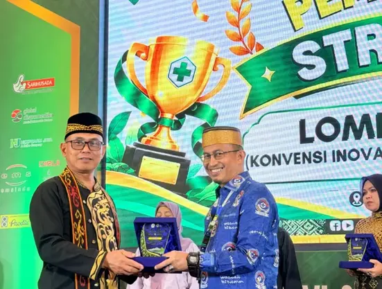 Dominasi Nasional, Dinkes Maros Sabet 12 Penghargaan di Semiloka APKESMI
